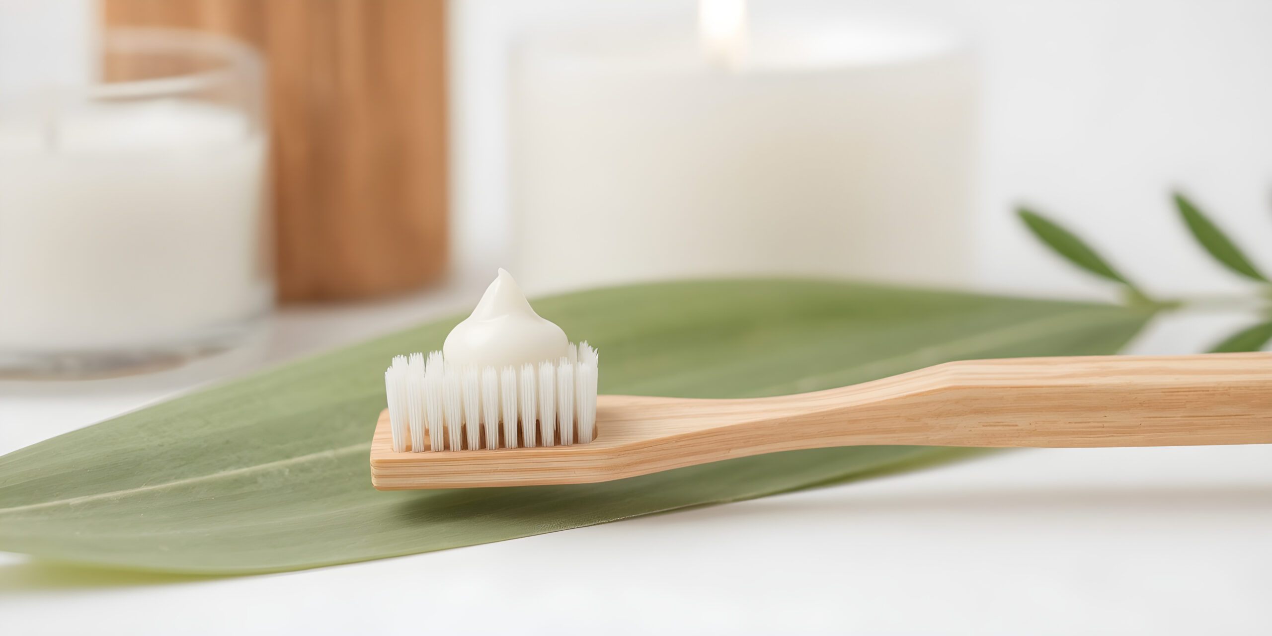 chirurgie orale techniques avancees dentaires scaled Dentifrice : fluor et dioxyde de titane Apolline Dental Care | Cabinet Dentaire Spécialisé